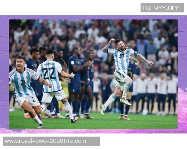 梅西与足球小将的传奇故事：从梦想起航到世界之巅的奋斗历程